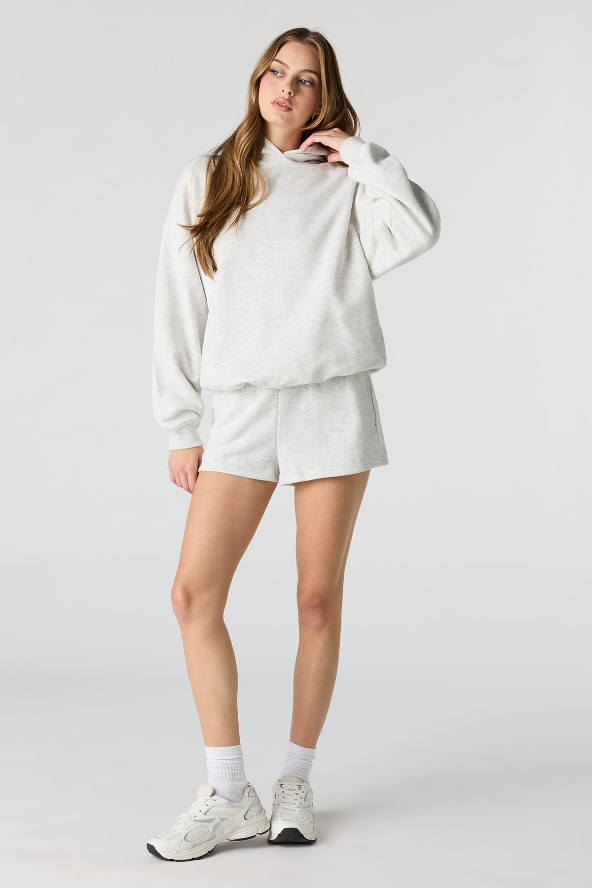 Vue alternative 3. Short en molleton de luxe 2 po