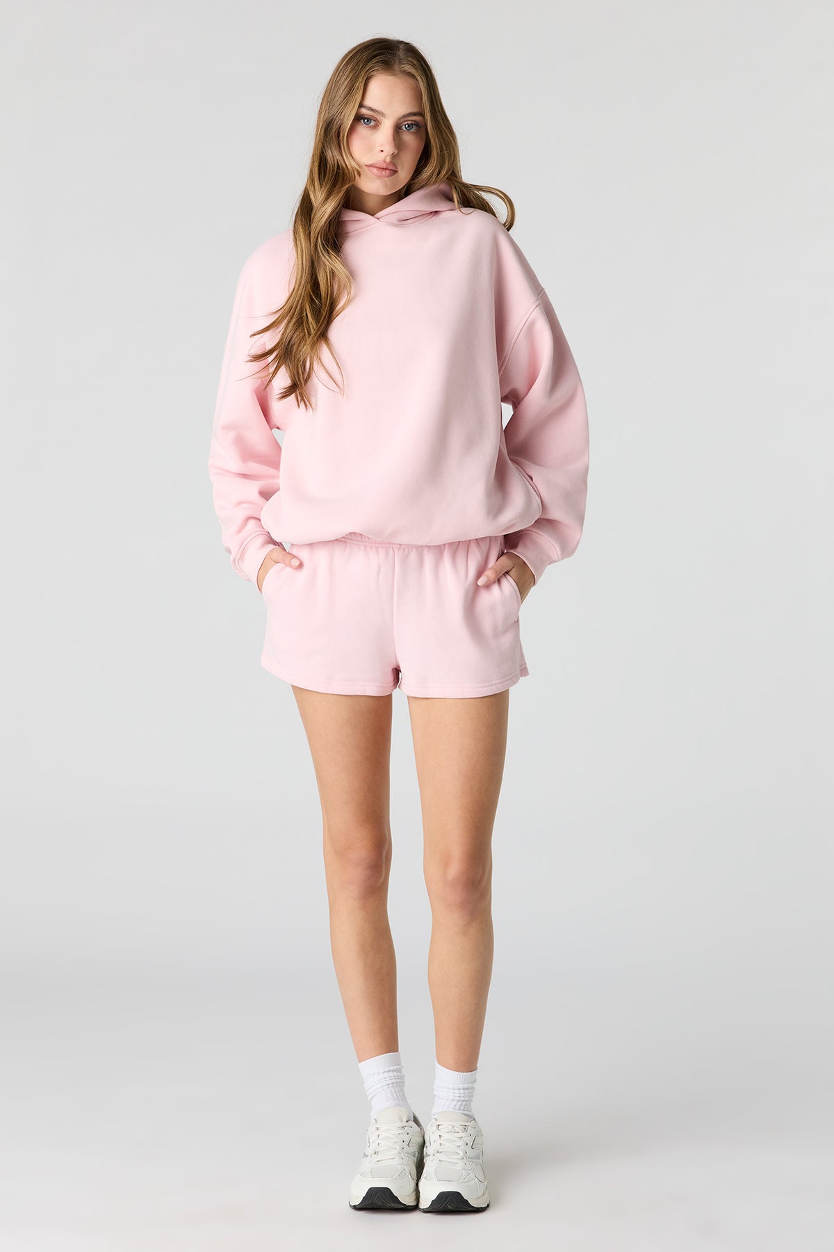 Vue alternative 3. Short en molleton de luxe 2 po