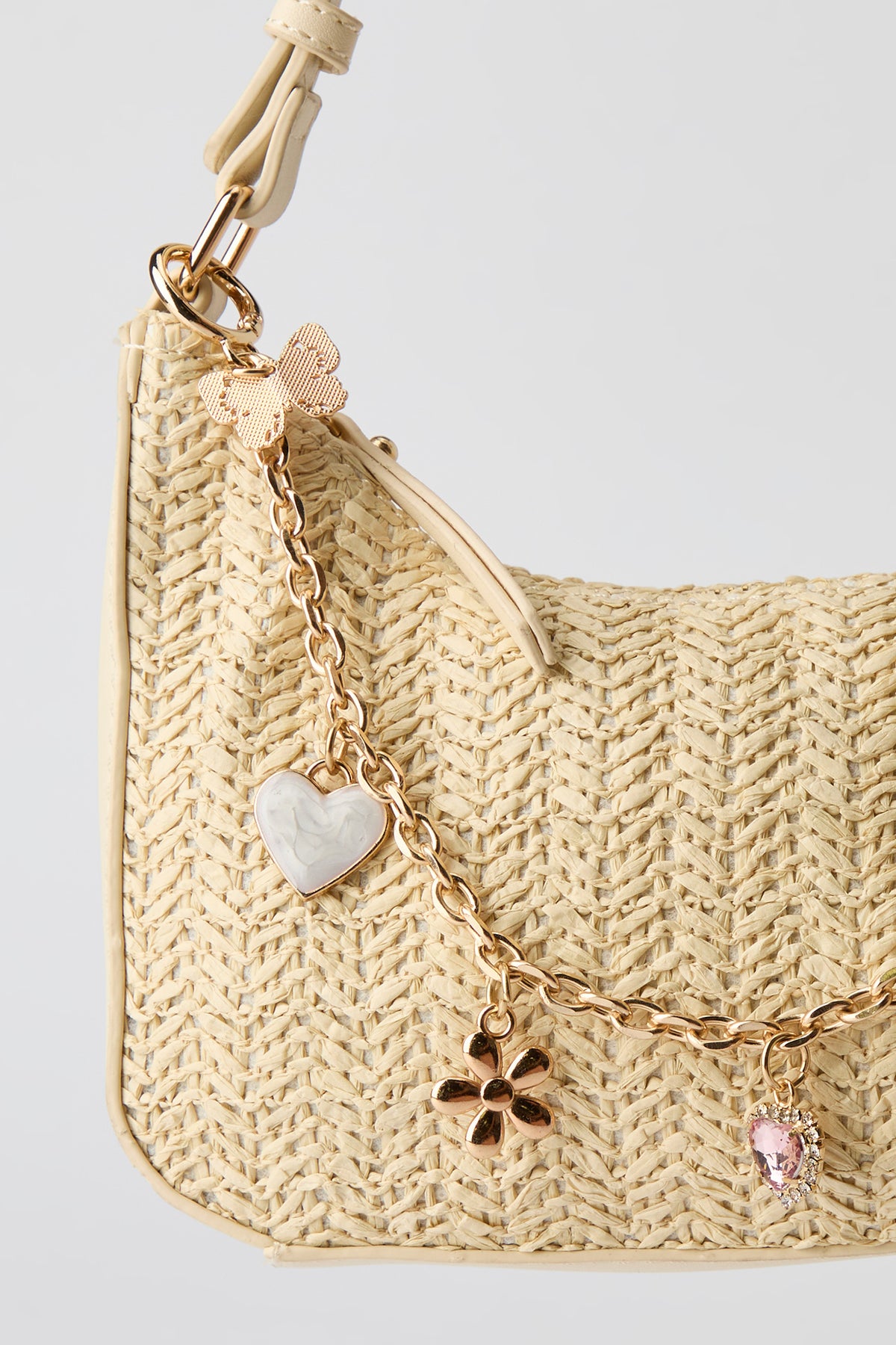 Alt View 3. Raffia Charm Shoulder Bag - Natural