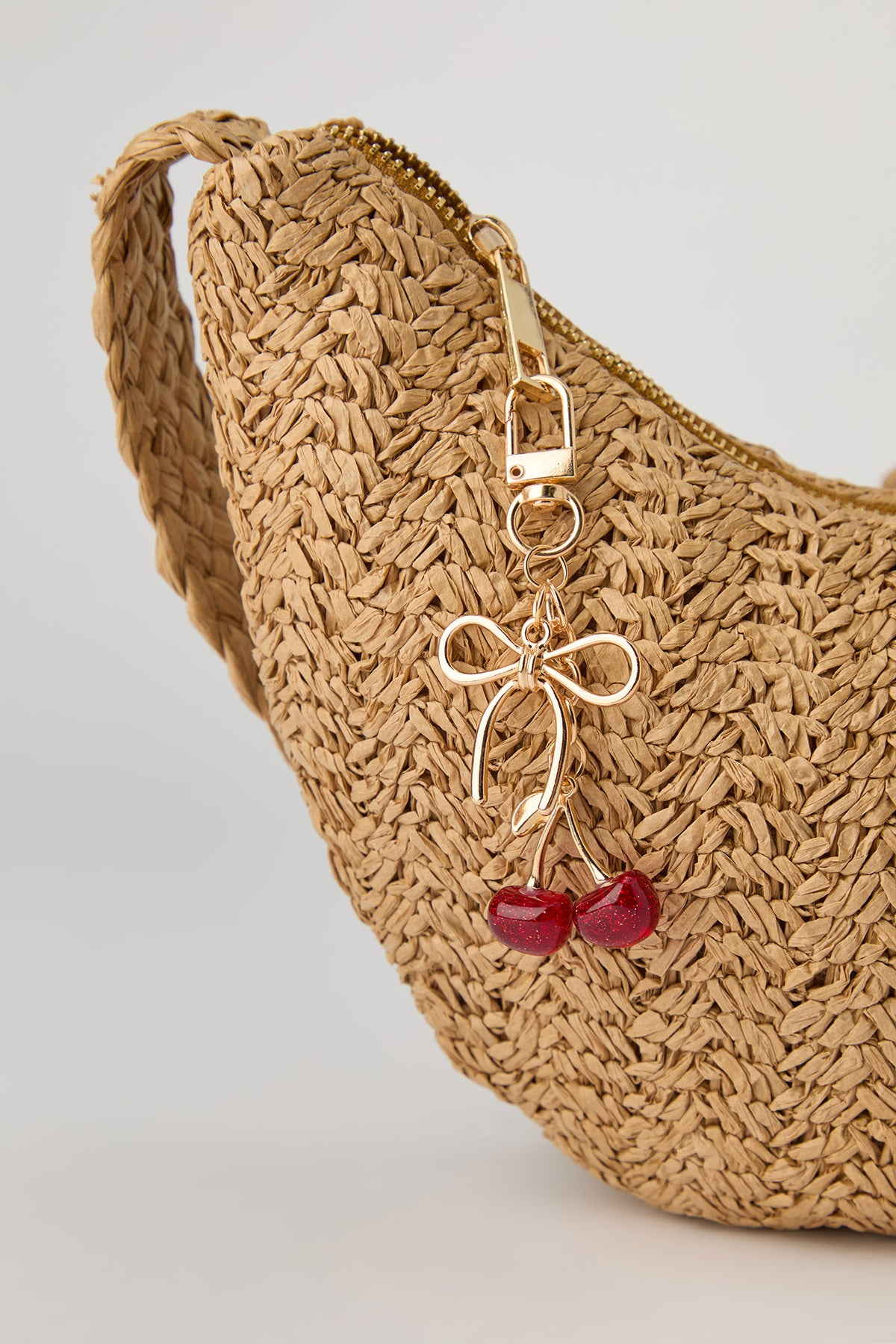 Alt View 3. Raffia Crossbody Bag with Keychain - Natural