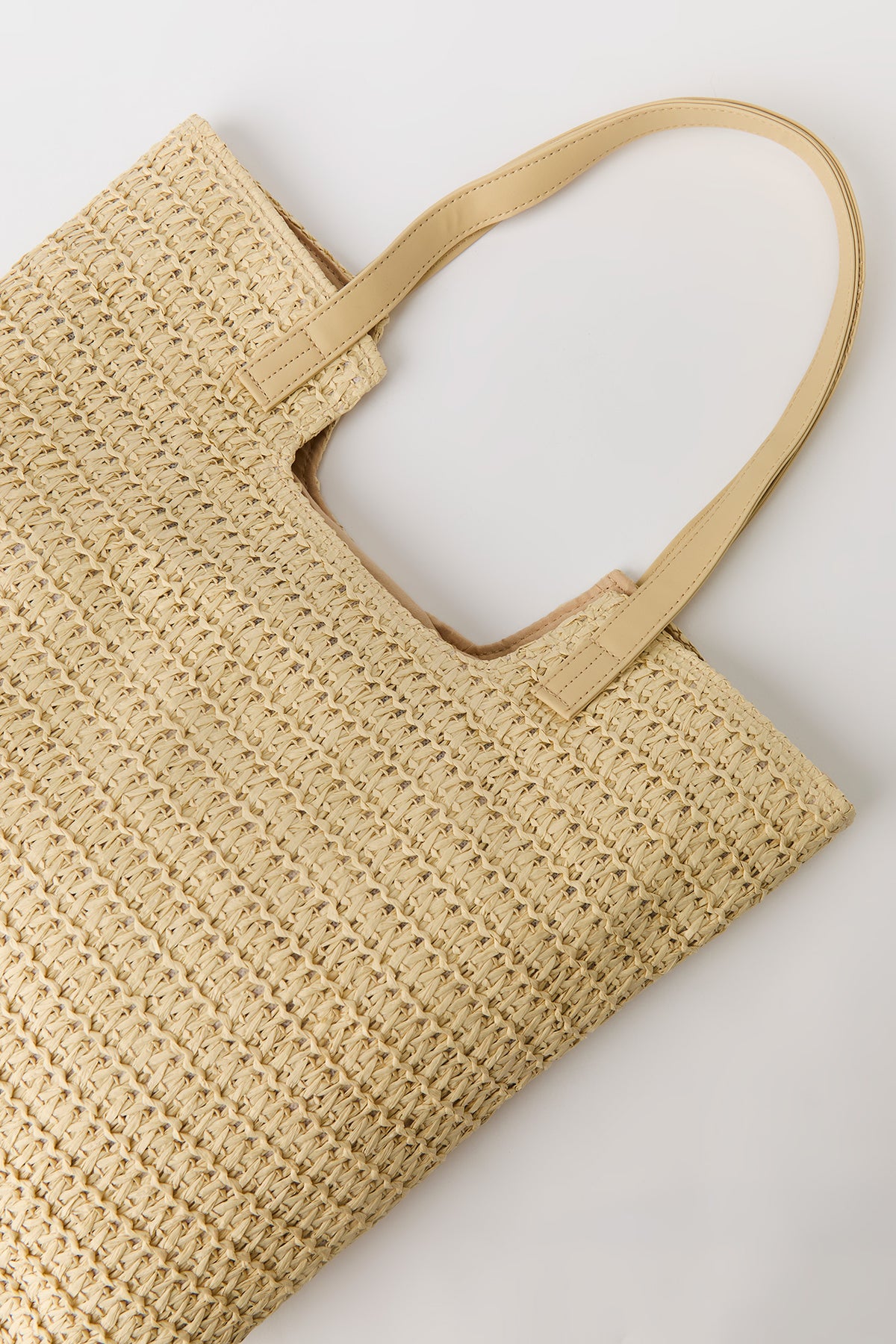 Alt View 2. Straw Tote Bag with Keychain - Beige