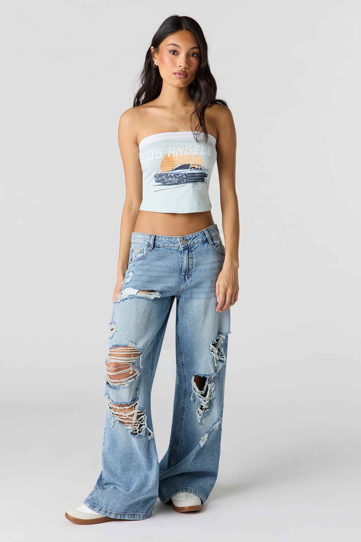 Alt View 3. Contrast Graphic Tube Top - Blue
