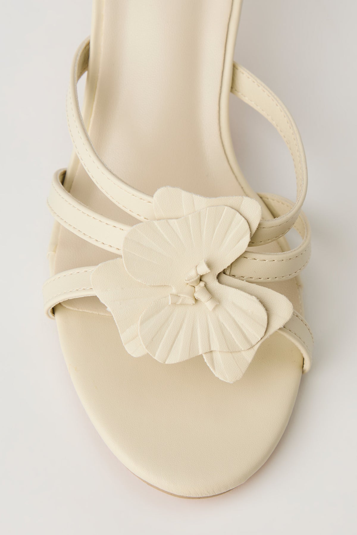 Alt View 4. Faux Leather Flower Strappy Kitten Heel - Ivory