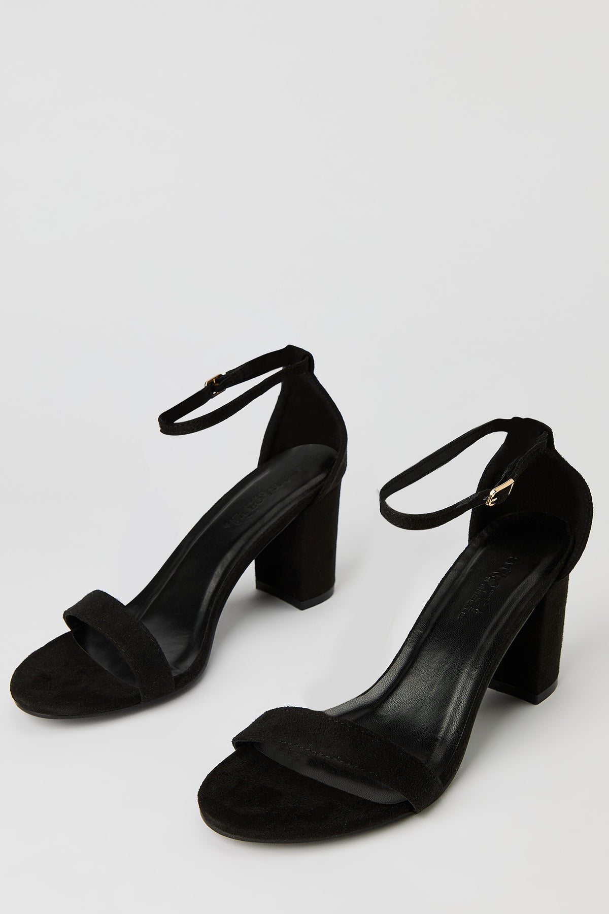 Alt View 2. Banded Block Heel - Black