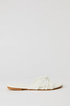 Sandales avec brides et boucles