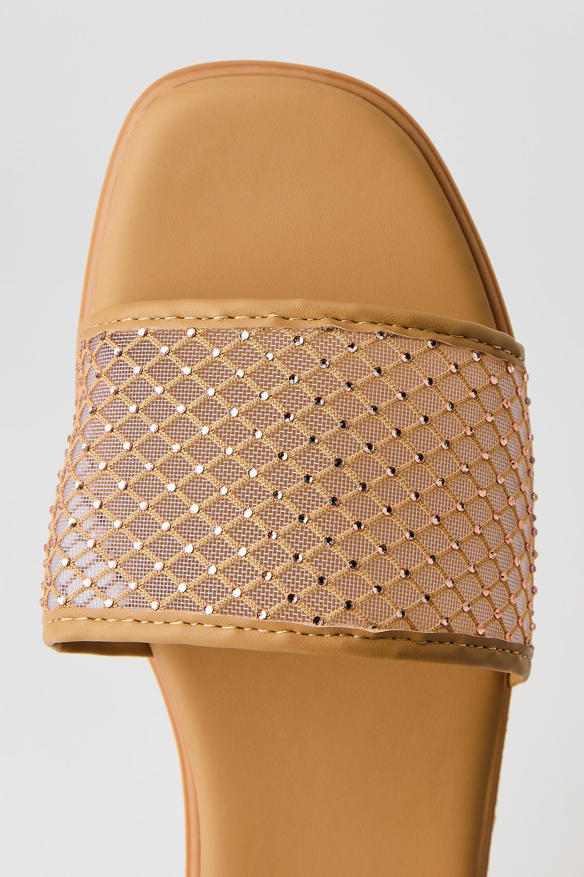 Alt View 3. Rhinestone Mesh Band Sandal - Natural