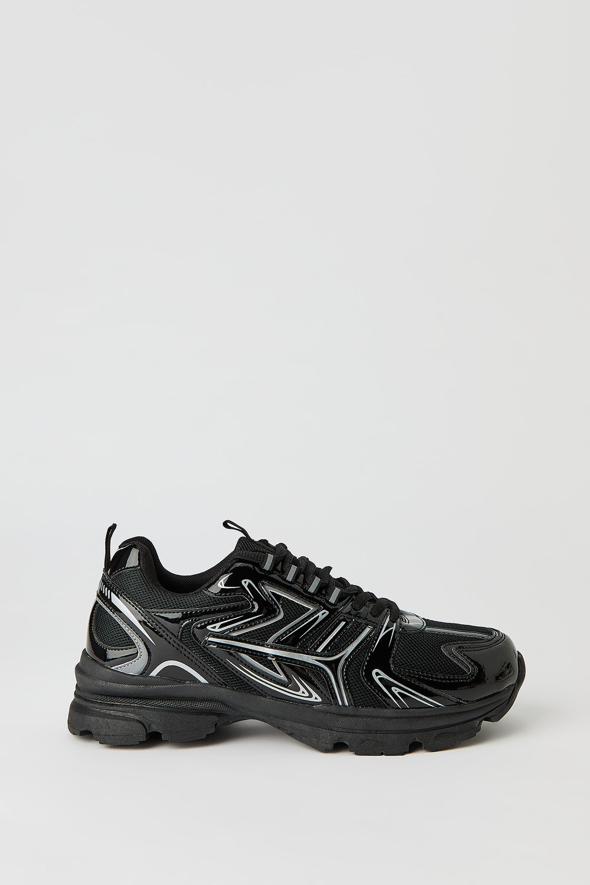 Metallic Trim Sneaker - Black