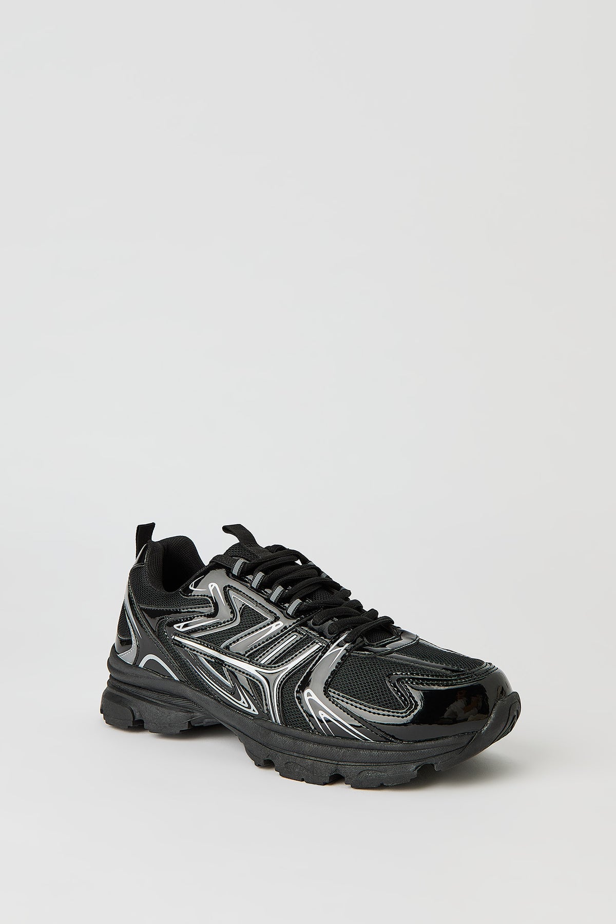 Alt View 2. Metallic Trim Sneaker - Black