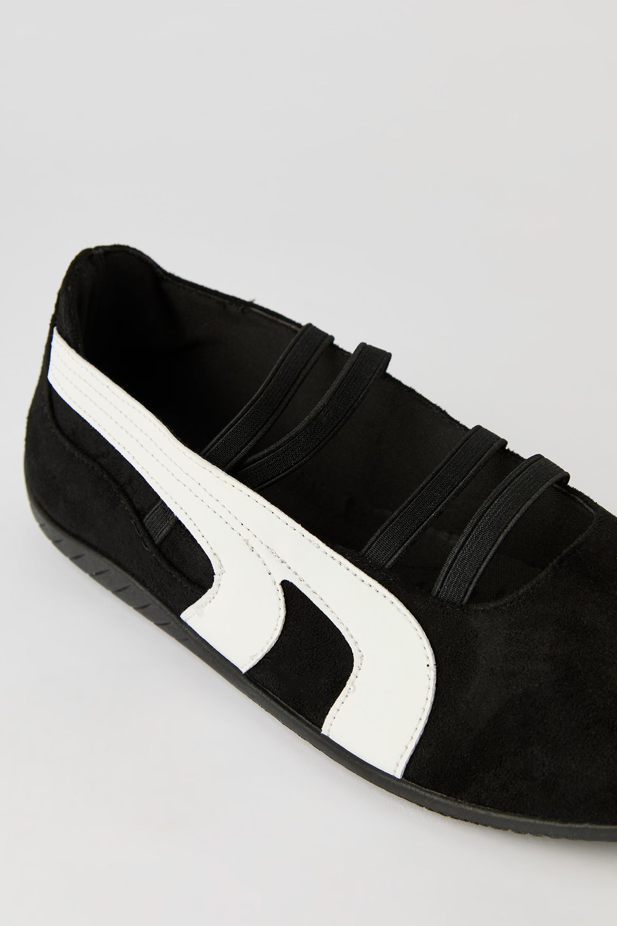 Vue alternative 3. Espadrilles en similisuède avec double sangle
