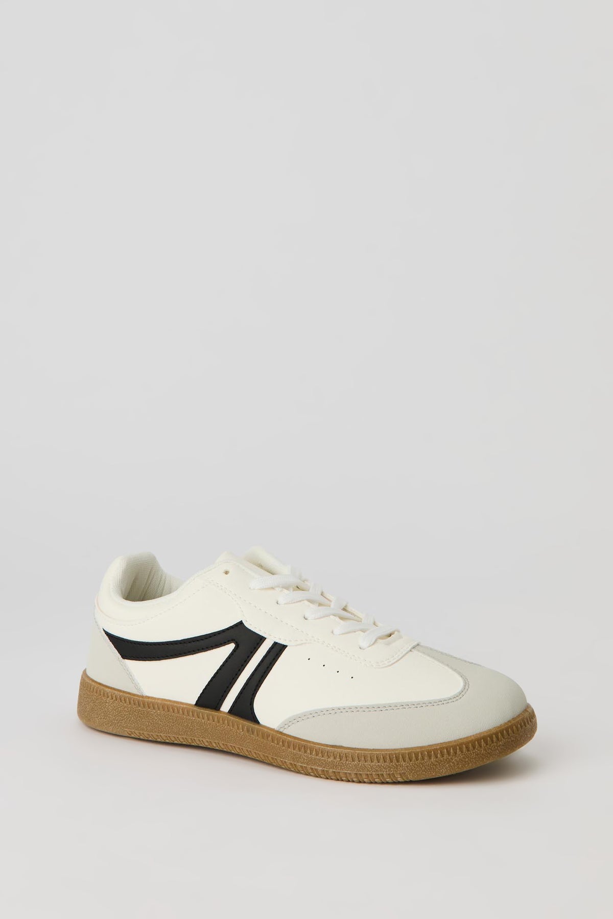 Alt View 2. Retro Sneaker - White