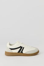 Retro Sneaker