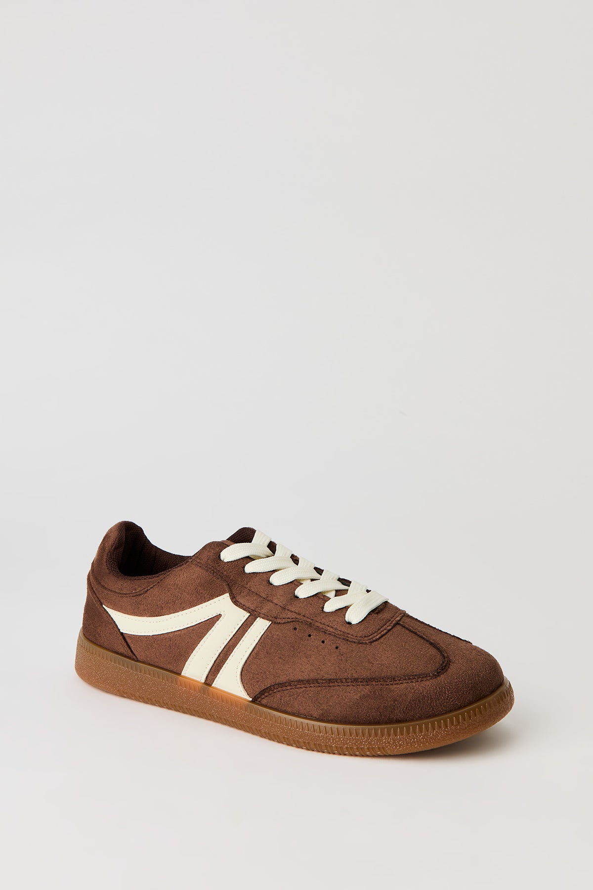 Alt View 2. Retro Sneaker - Brown