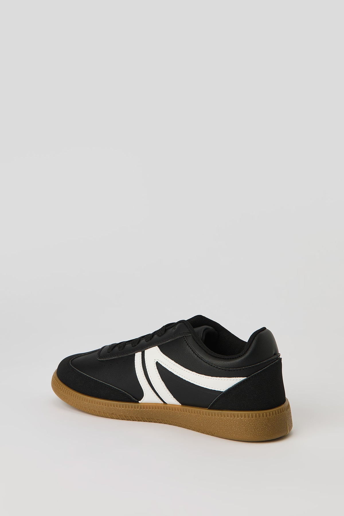 Alt View 3. Retro Sneaker - Navy