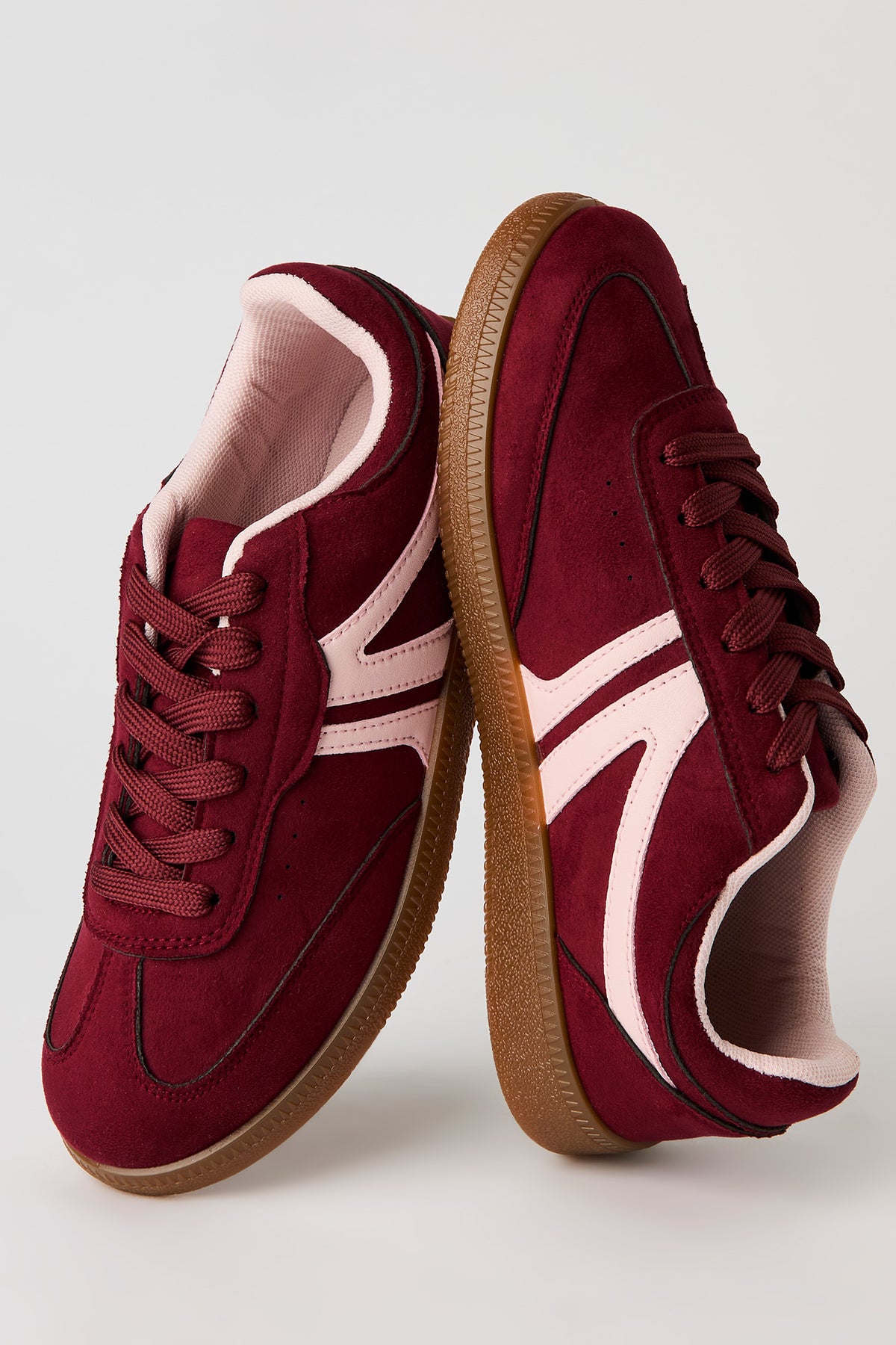 Alt View 4. Retro Sneaker - Burgundy