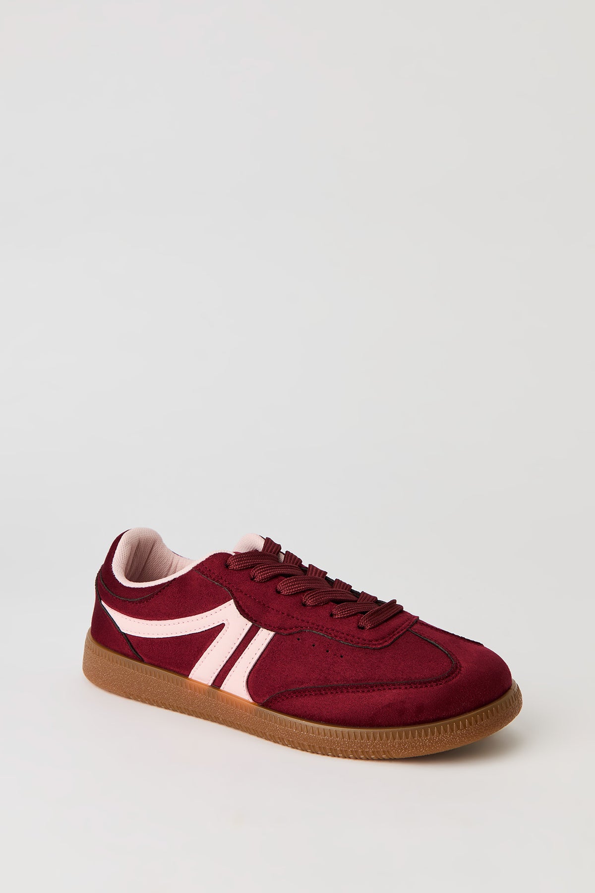 Alt View 2. Retro Sneaker - Burgundy