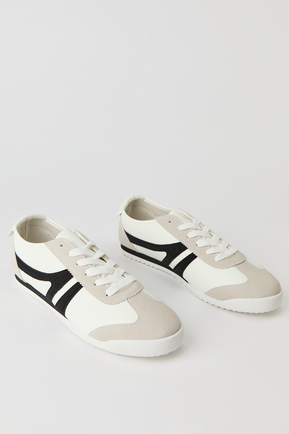 Vue alternative 2. Espadrilles rétro