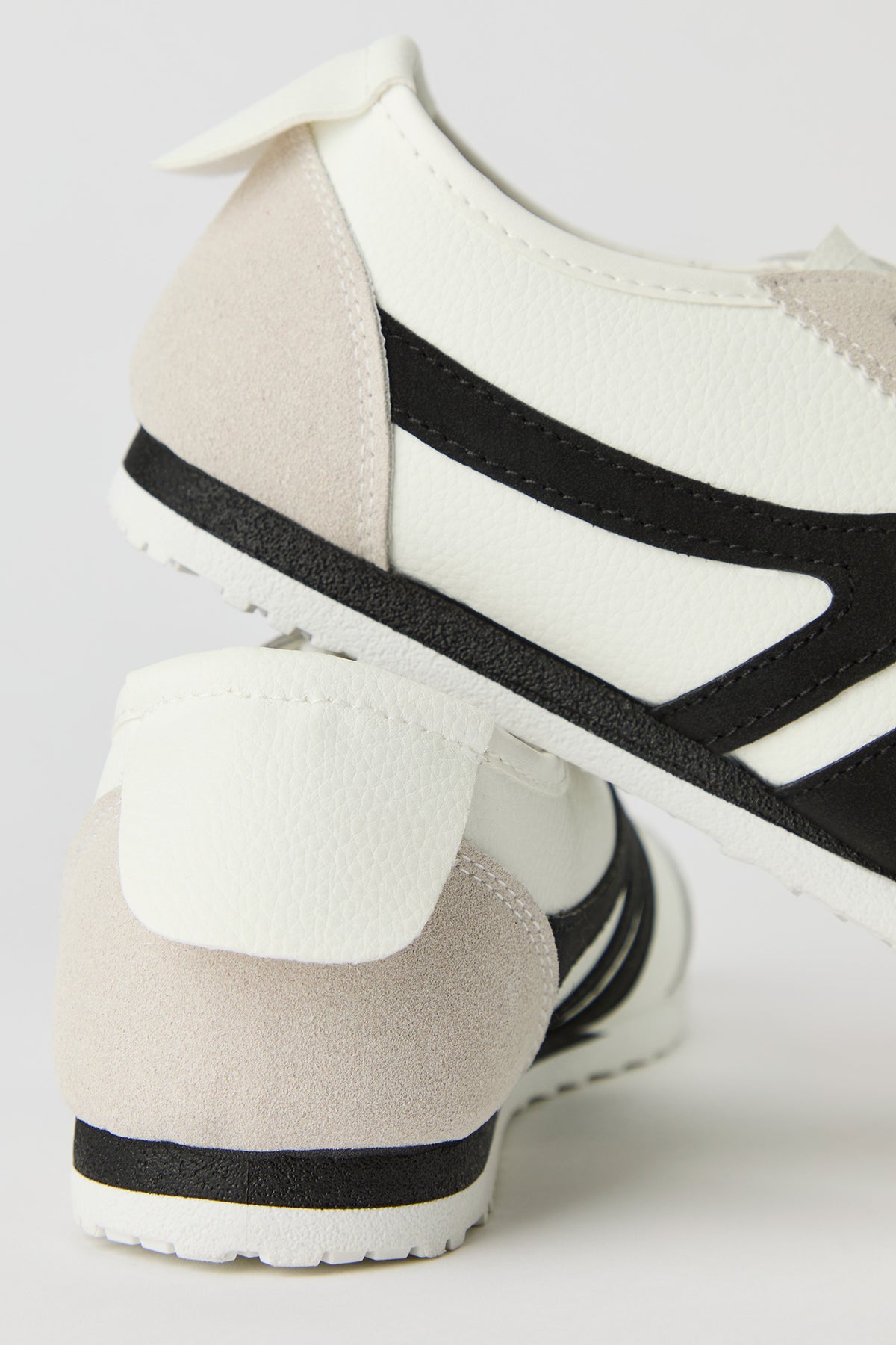 Vue alternative 4. Espadrilles rétro