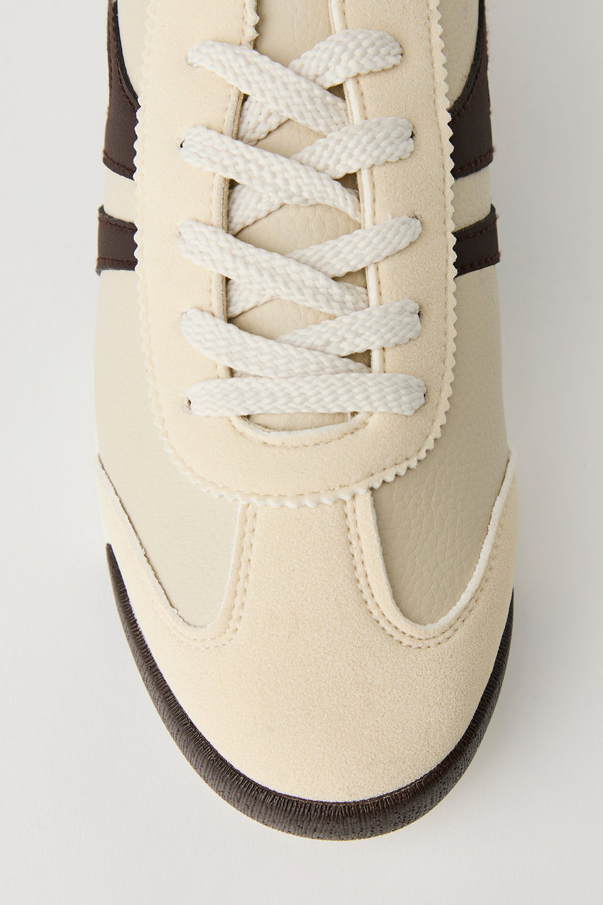 Vue alternative 3. Espadrilles rétro