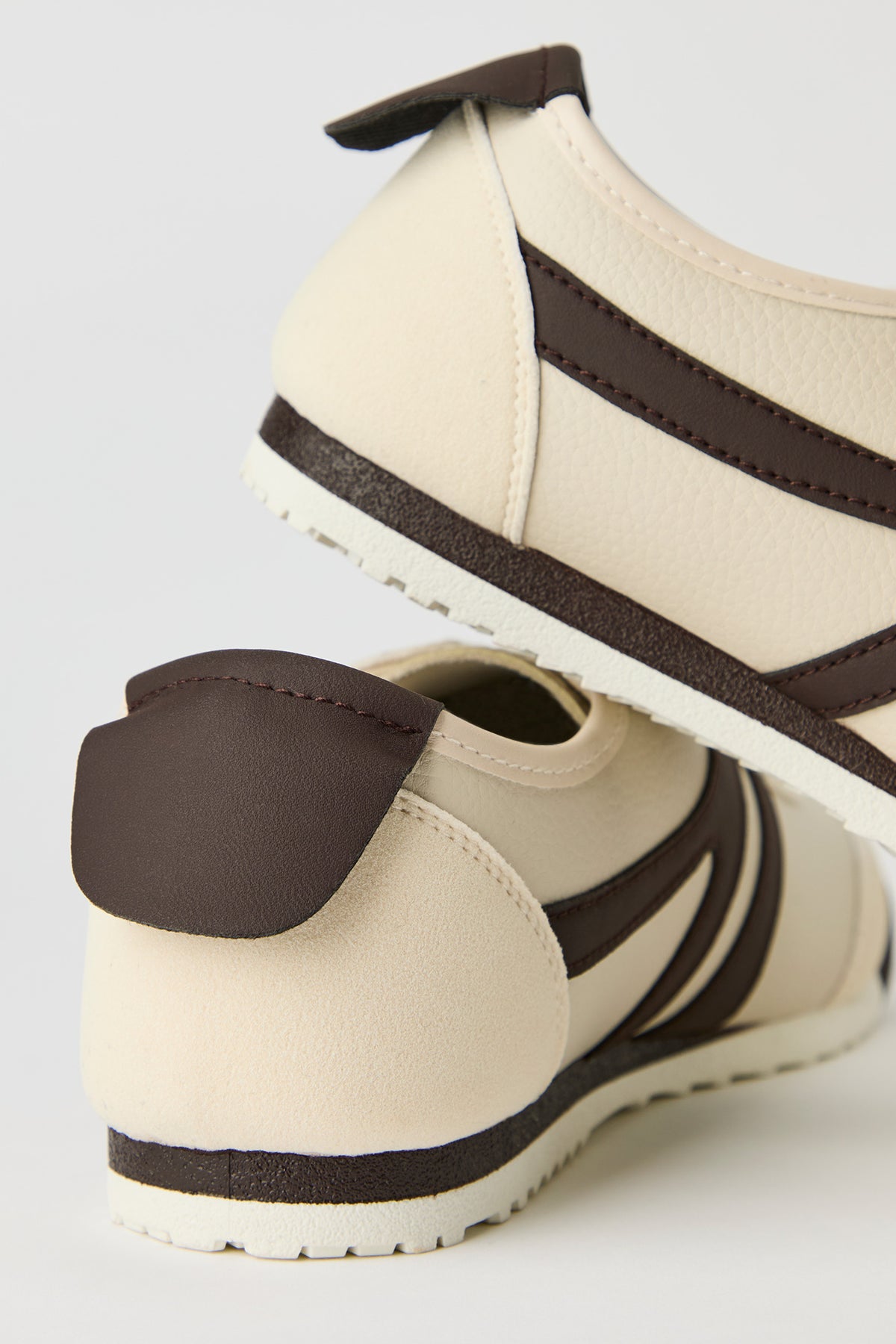 Vue alternative 4. Espadrilles rétro