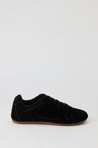 Retro Sneaker