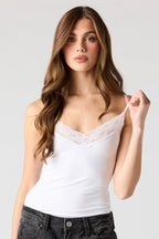 Maillot-camisole moulant en dentelle