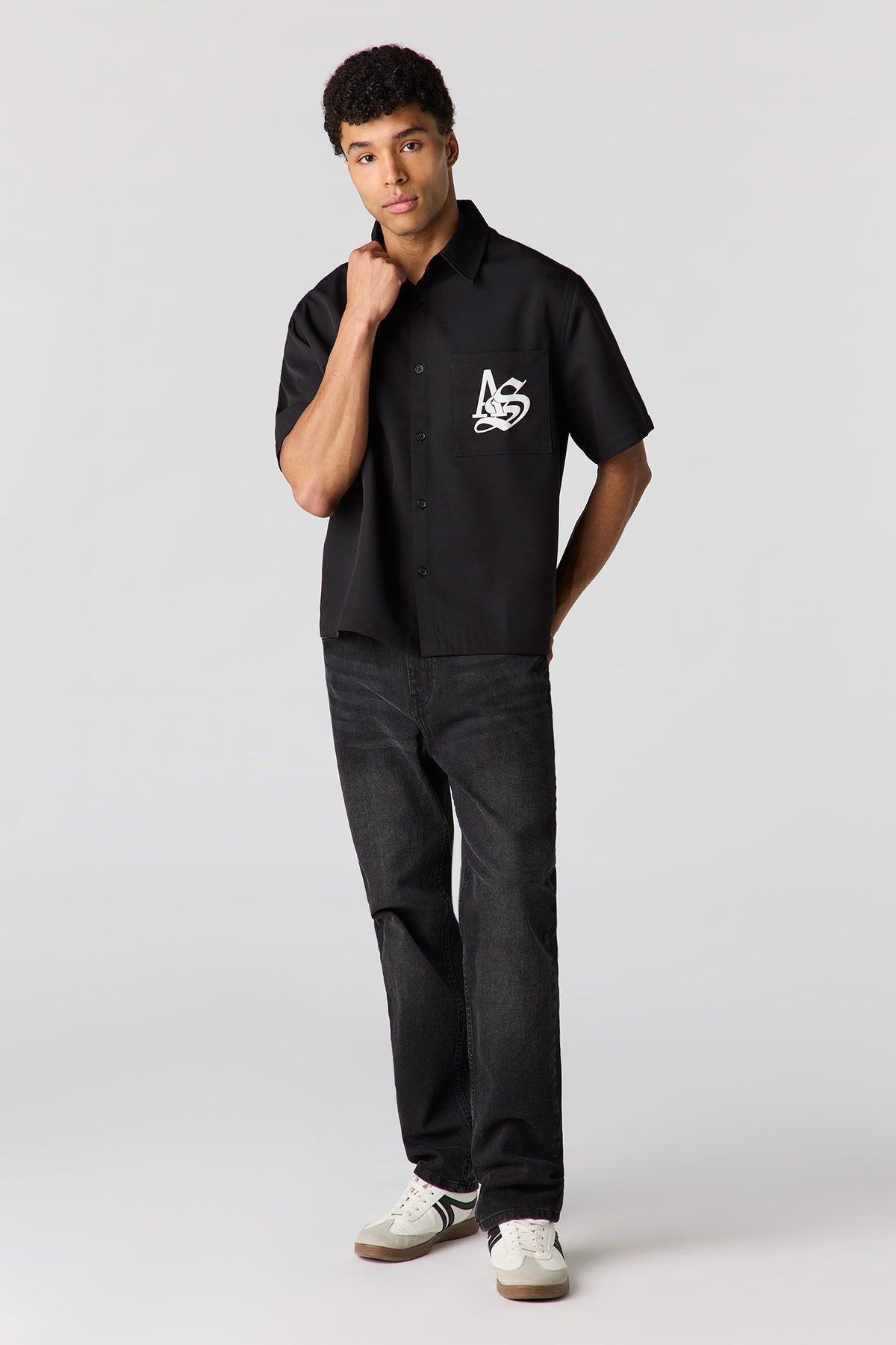 Alt View 3. Graphic Boxy Button-Up Top - Black