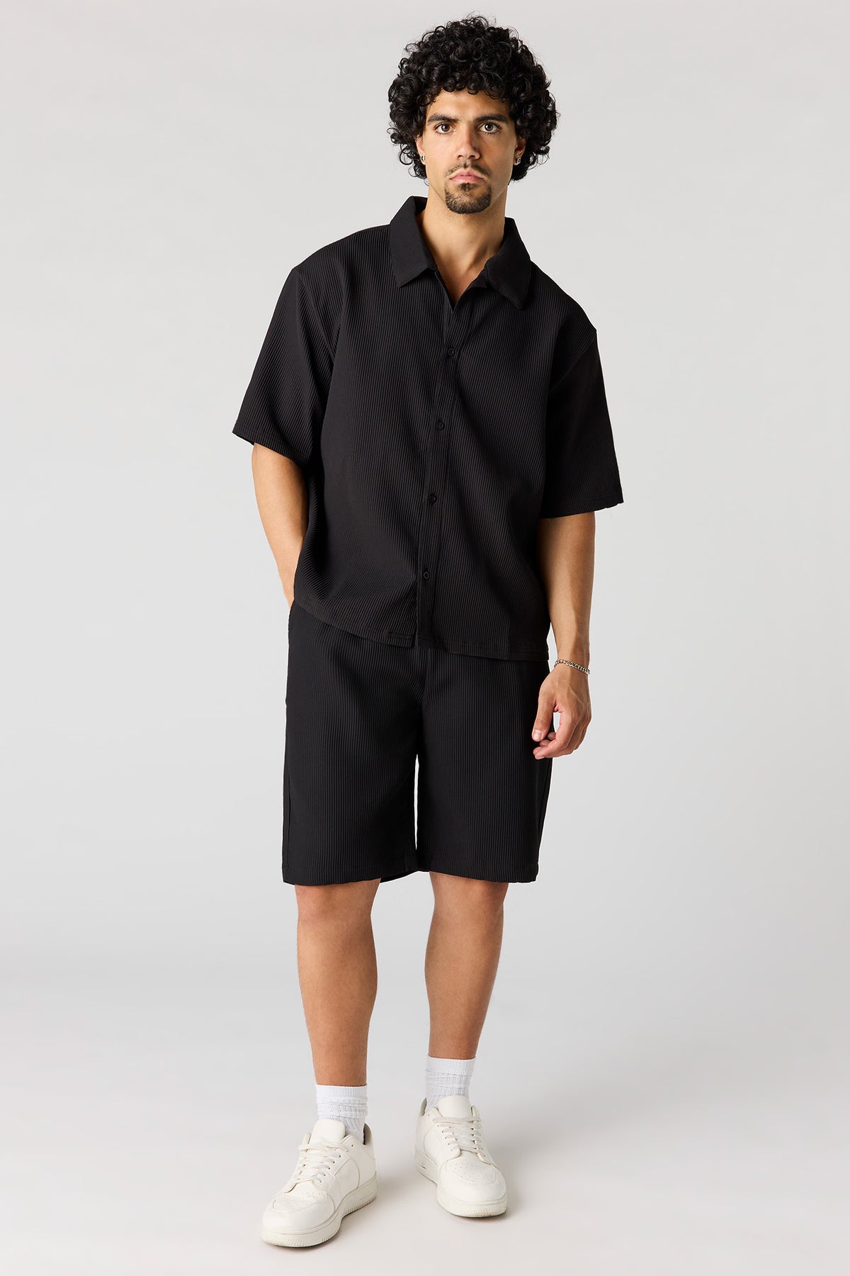 Alt View 3. Textured Button-Up Collared Boxy Top - Black
