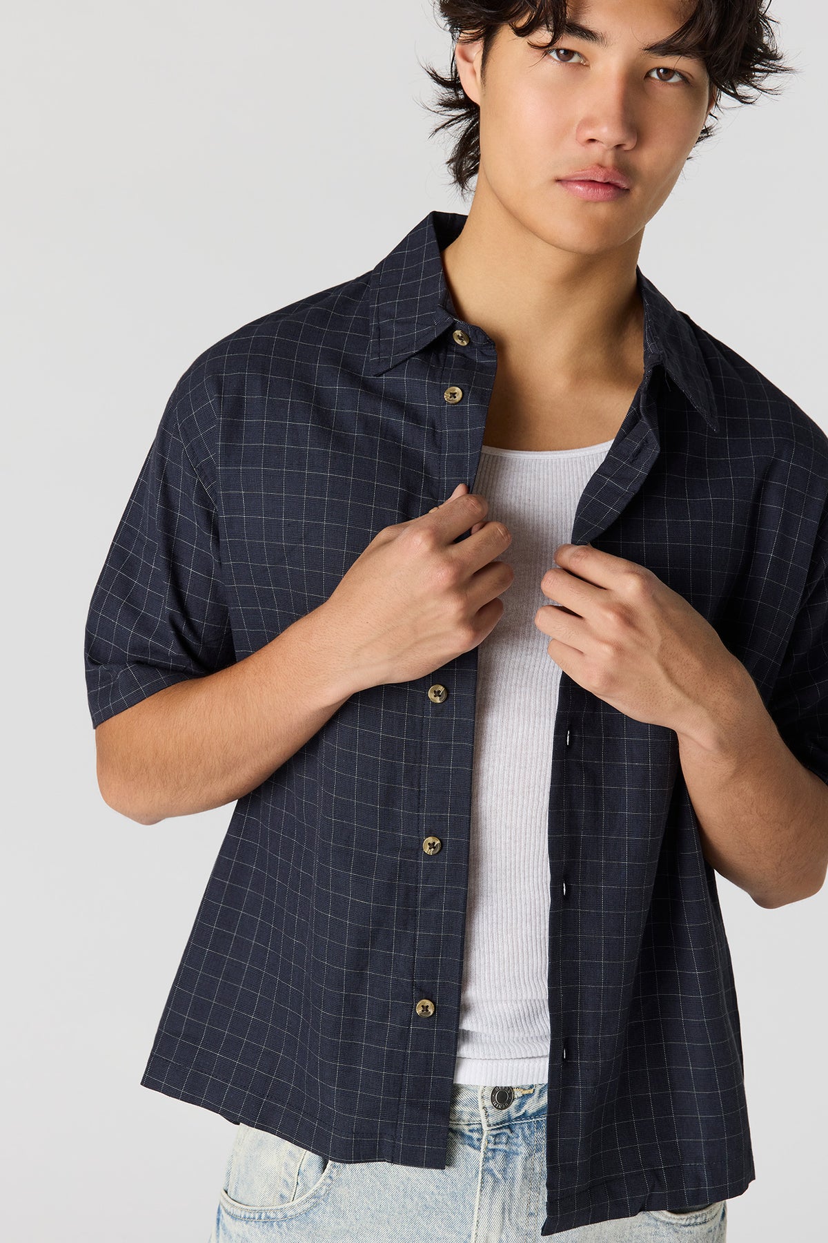 Alt View 4. Boxy Plaid Button-Up Top - Navy