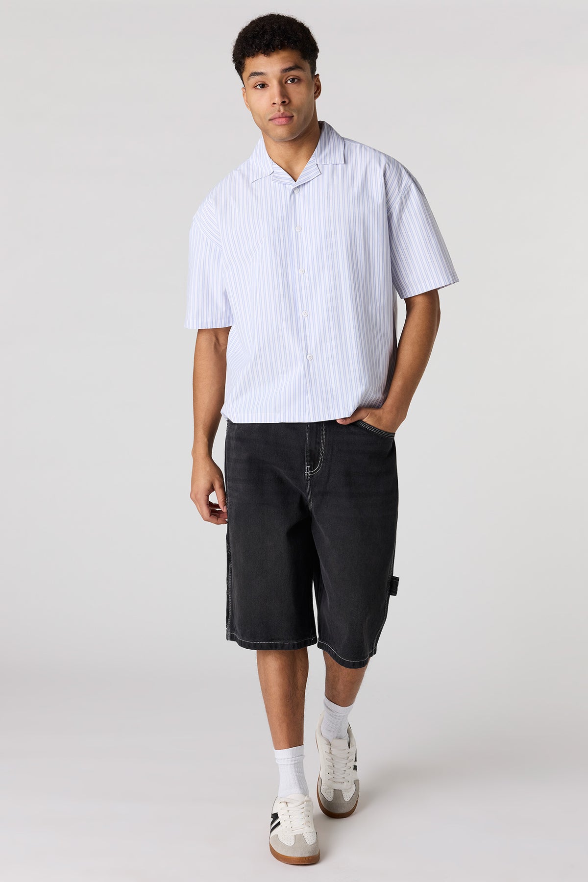Alt View 3. Poplin Striped Button-Up Collared Boxy Top - White