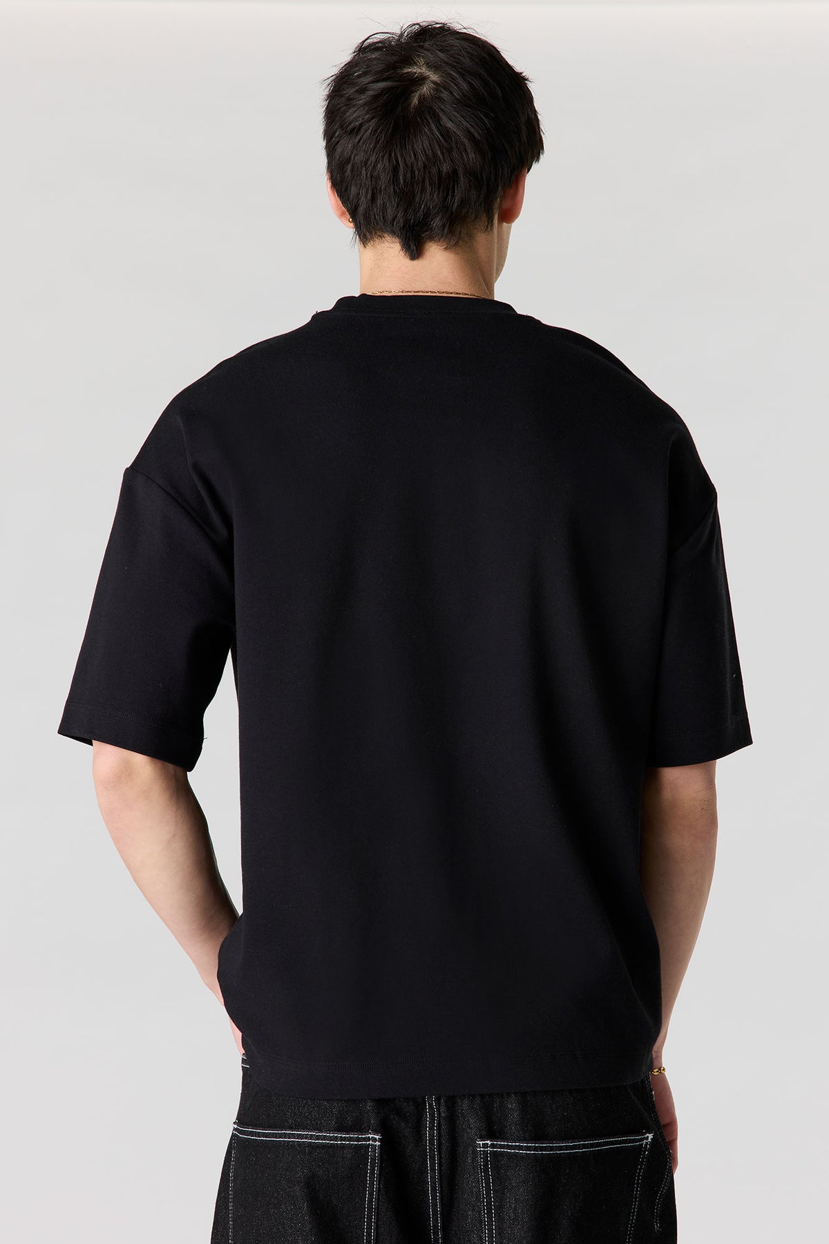 Vue alternative 7. T-shirt surdimensionné lourd