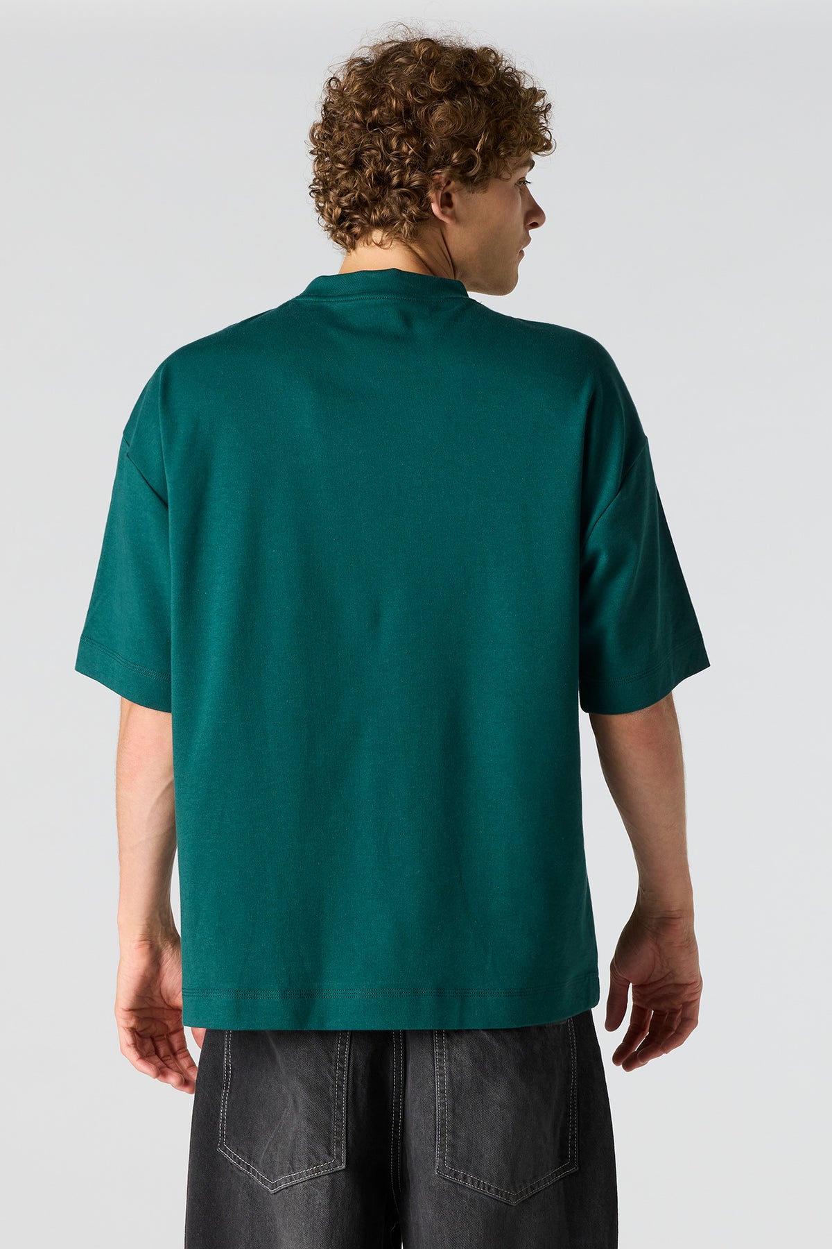 Vue alternative 2. T-shirt surdimensionné