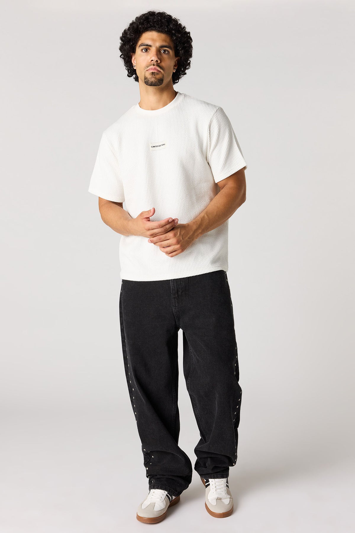 Alt View 3. Textured Patch T-Shirt - White