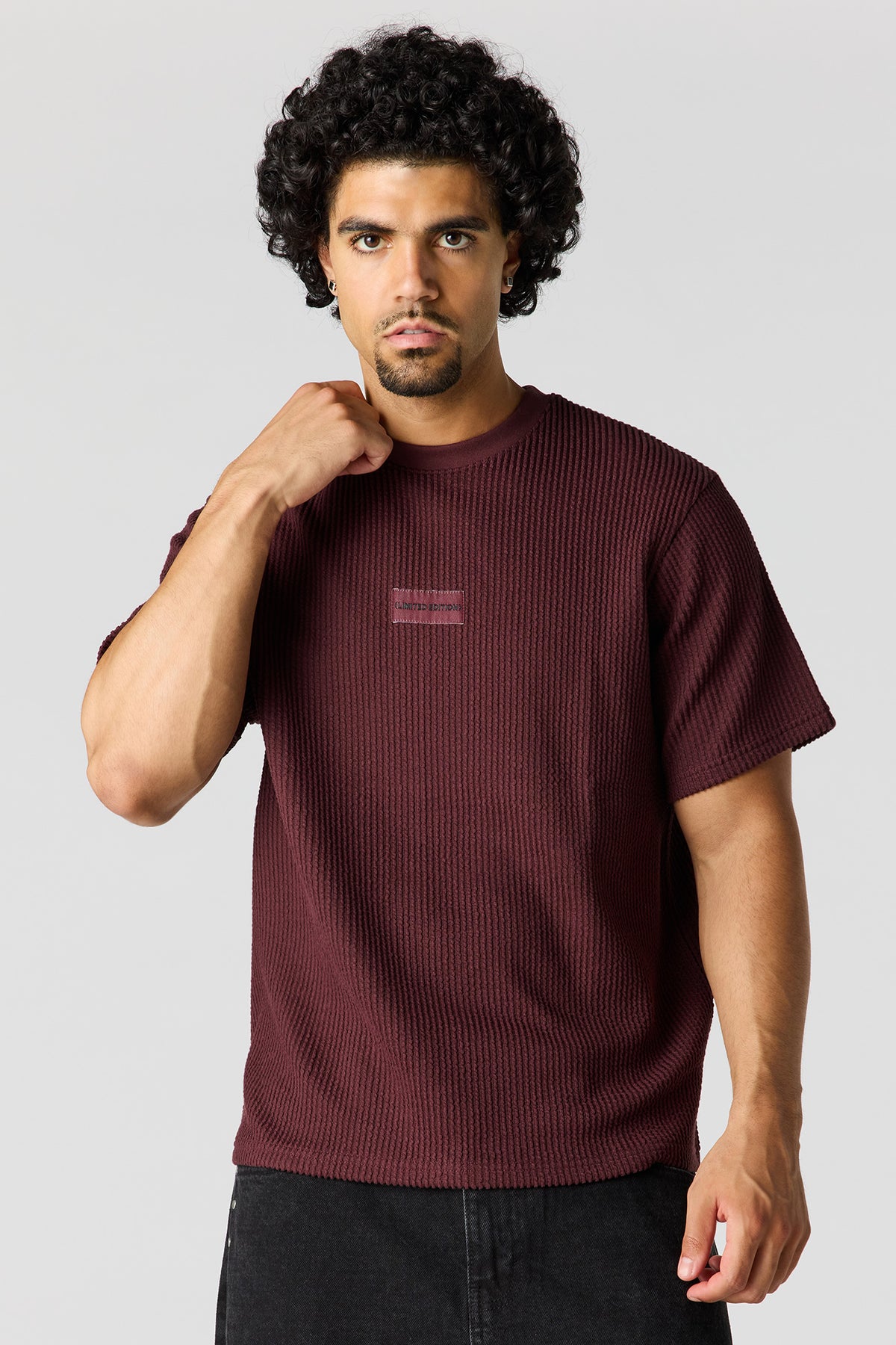 T-shirt avec empiècement texturé