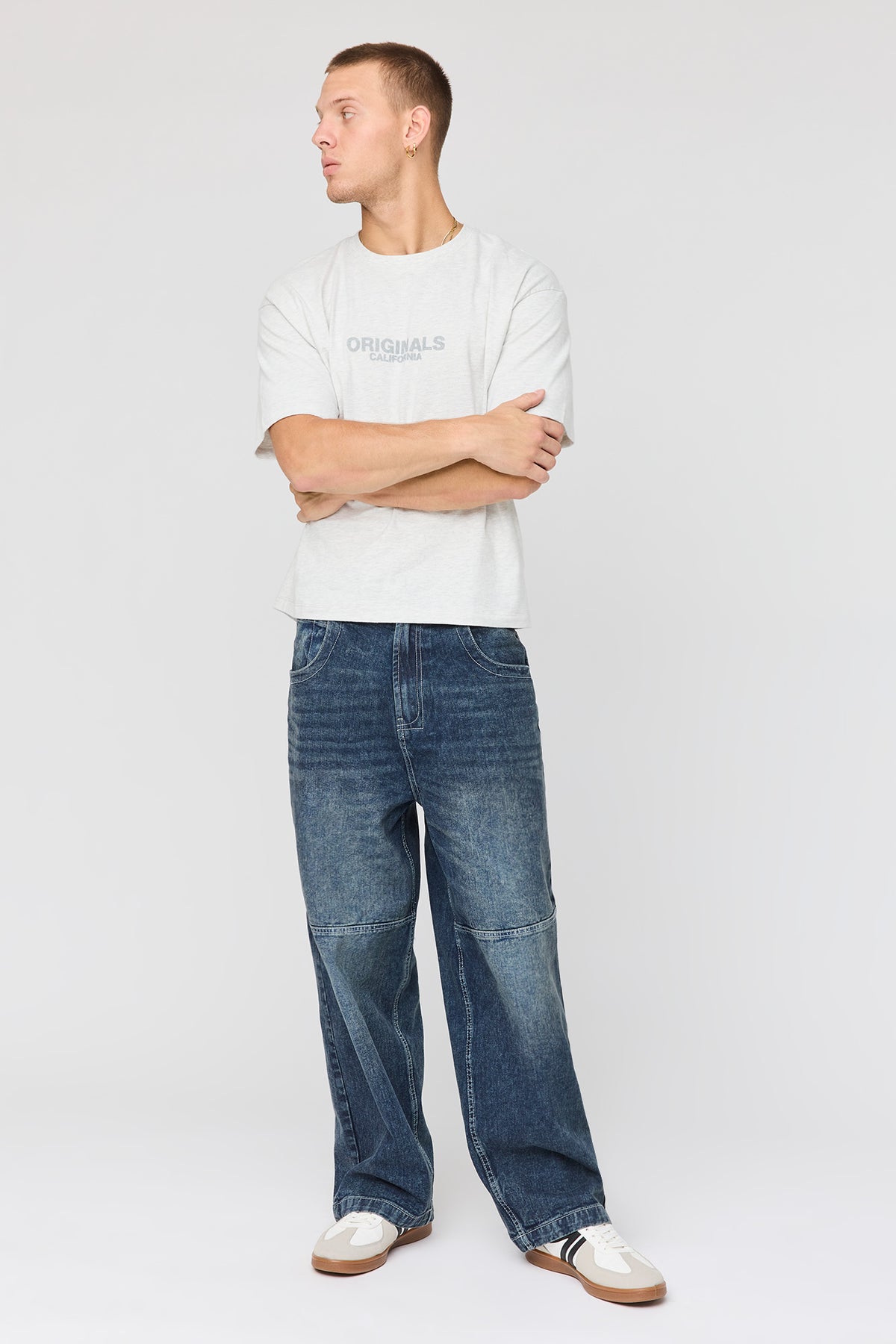 Vue alternative 3. T-shirt carré imprimé en coton lourd supérieur