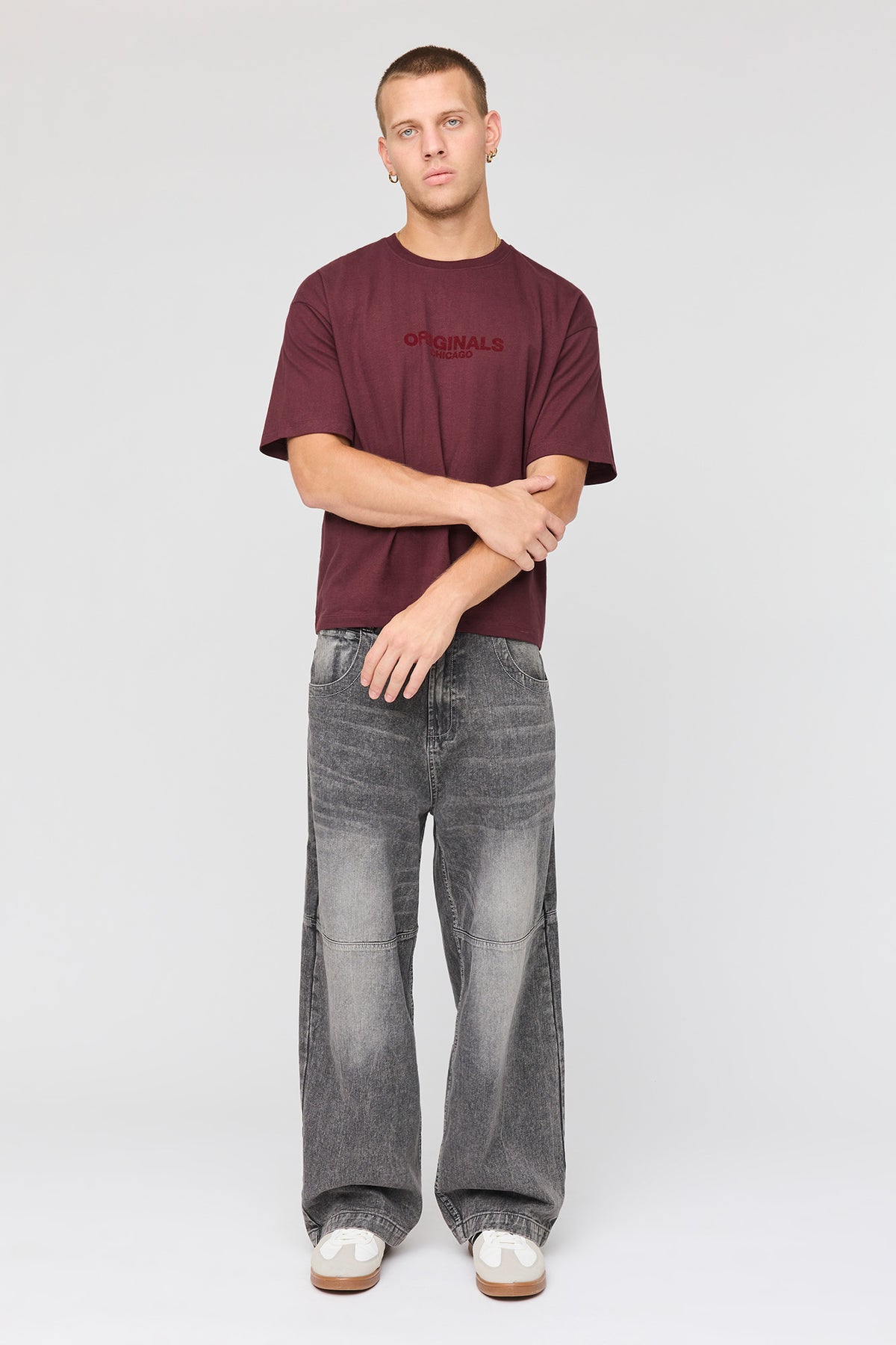 Vue alternative 3. T-shirt carré imprimé en coton lourd supérieur