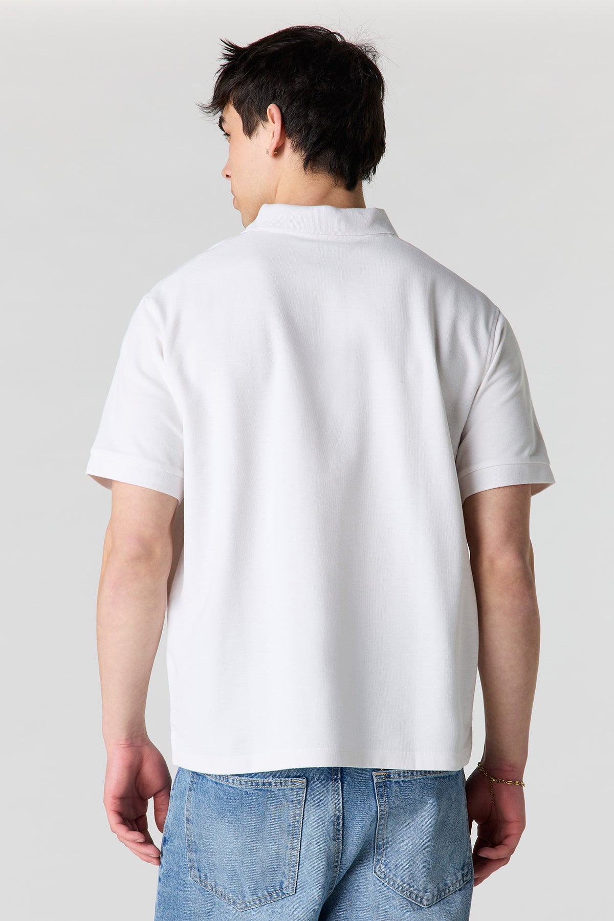Vue alternative 2. Polo uni
