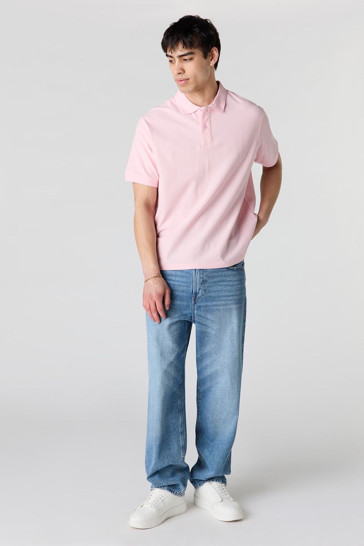 Vue alternative 3. Polo uni