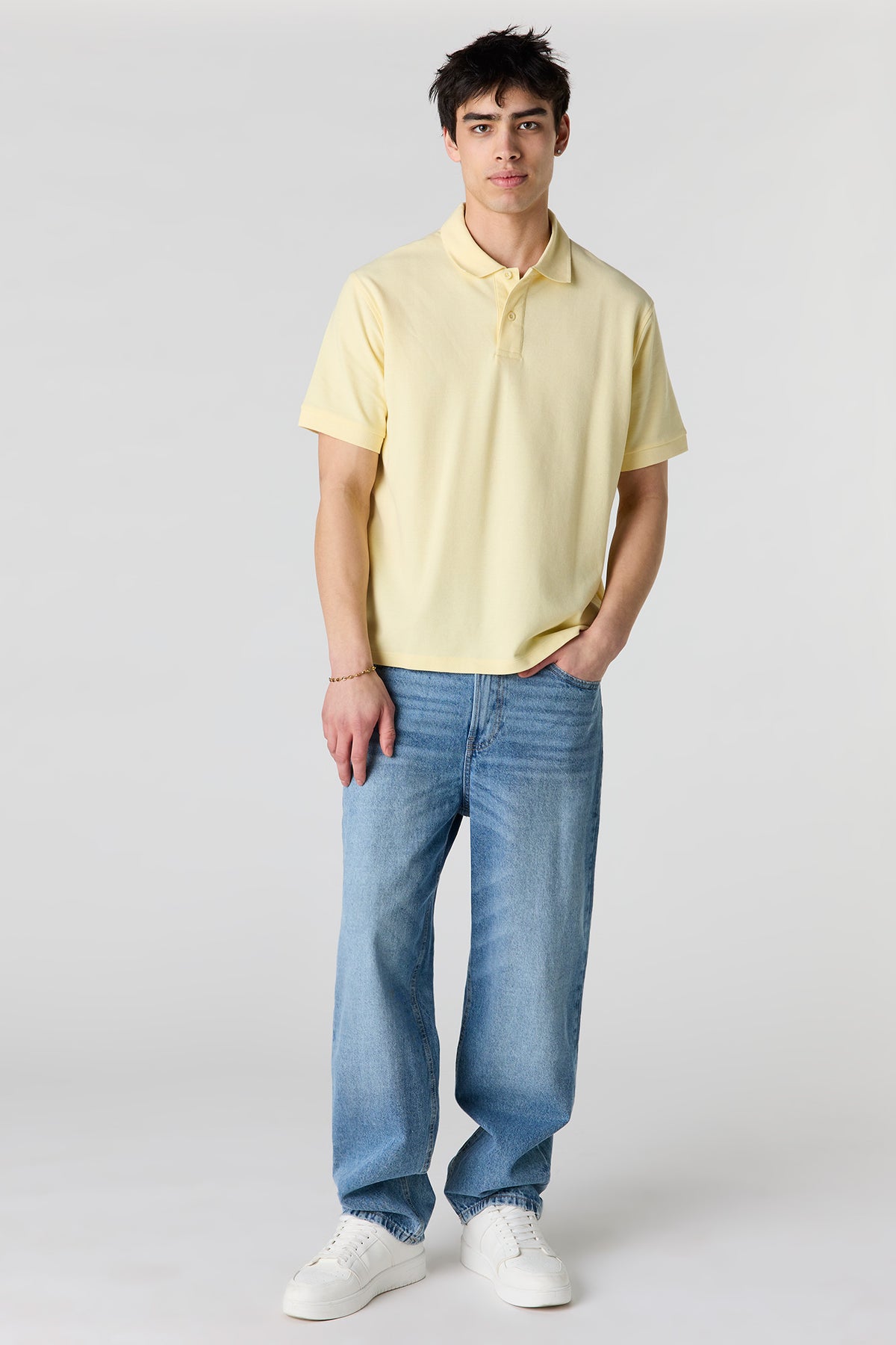 Vue alternative 3. Polo uni