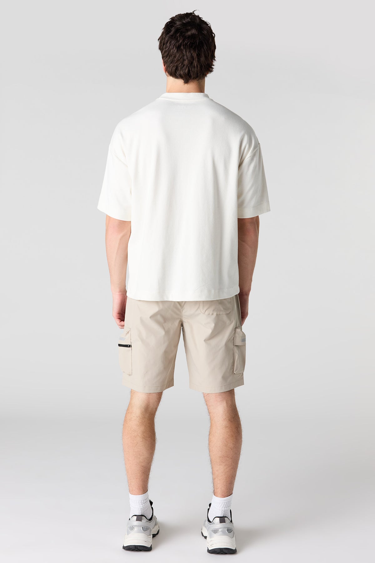 Vue alternative 3. Short cargo avec poches
