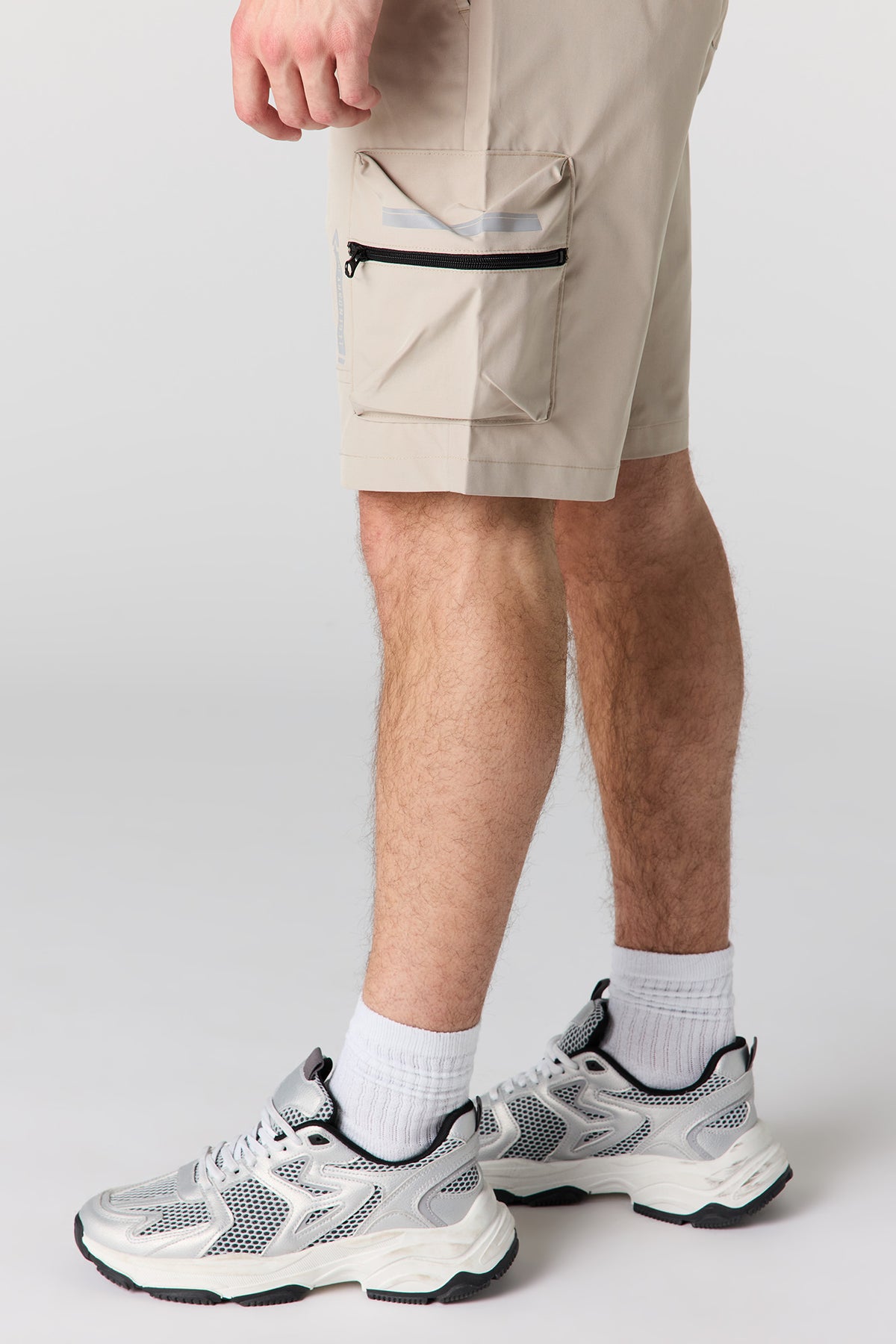 Vue alternative 4. Short cargo avec poches