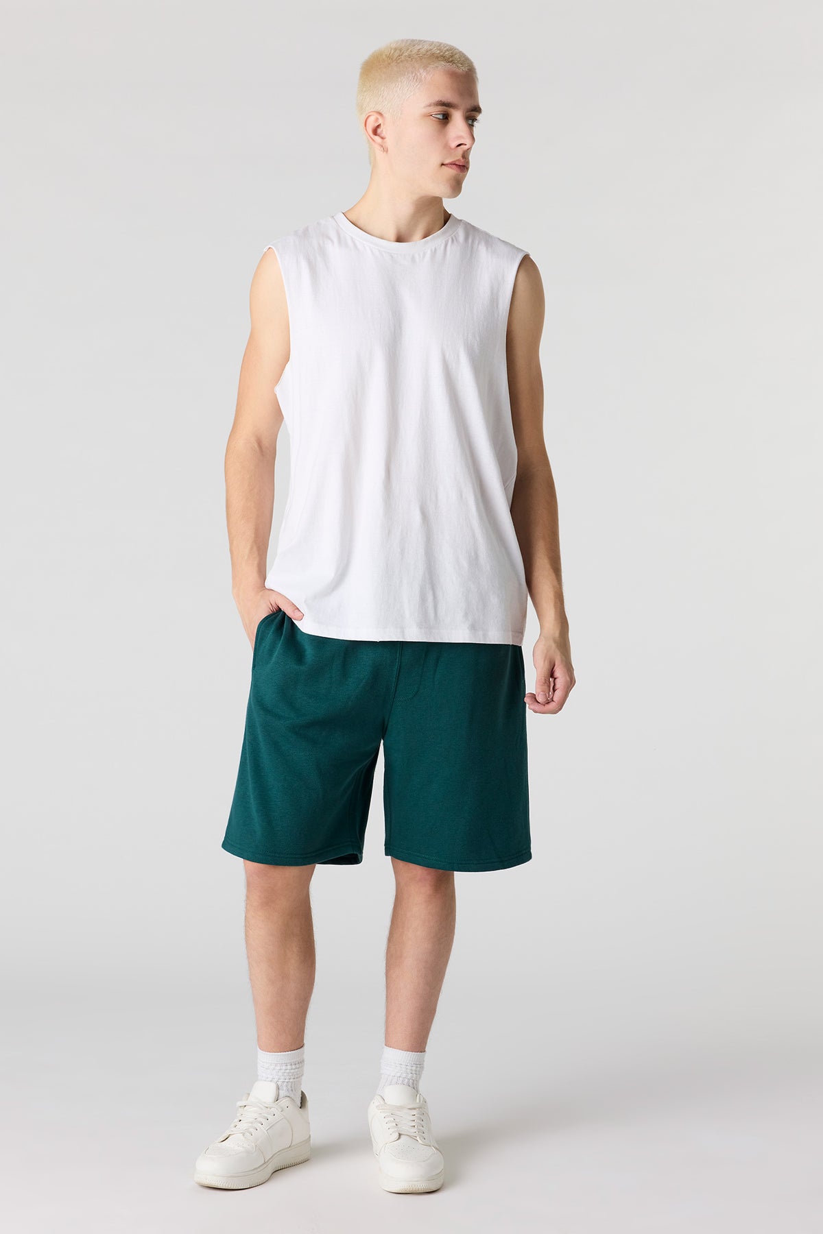 Vue alternative 2. Short en molleton uni
