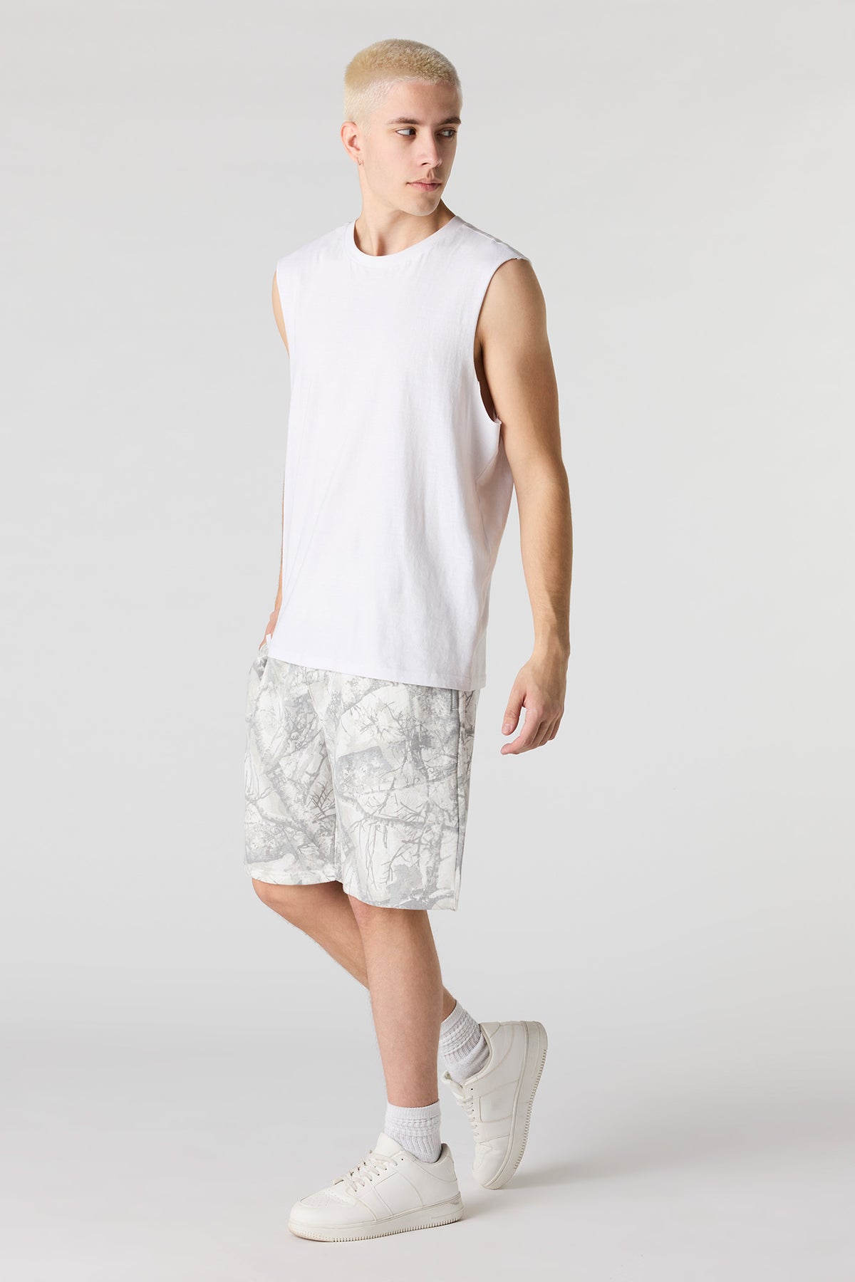 Vue alternative 2. Short en molleton uni