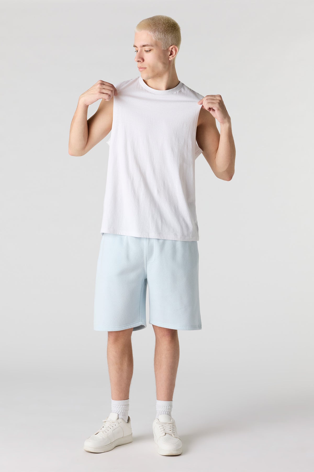Vue alternative 2. Short en molleton uni