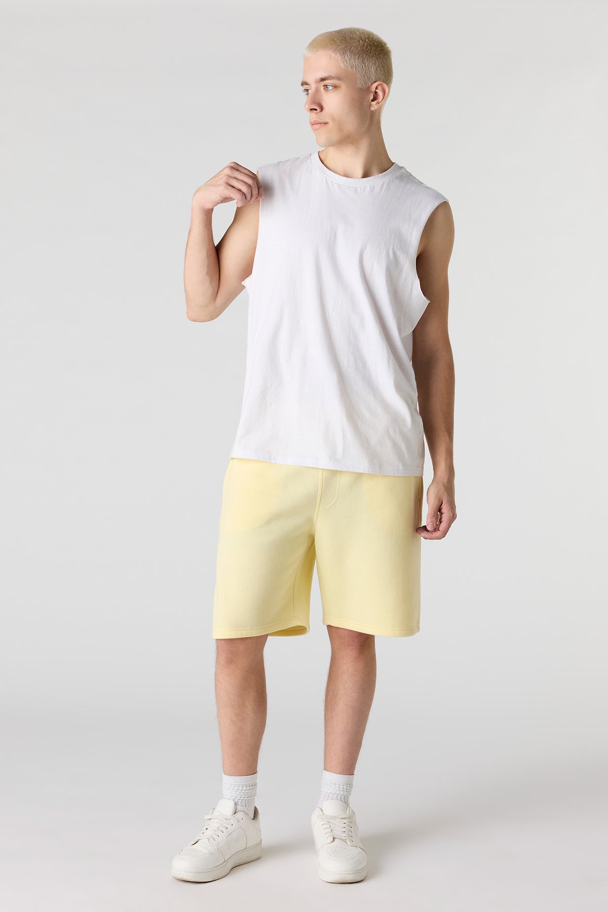 Vue alternative 2. Short en molleton uni