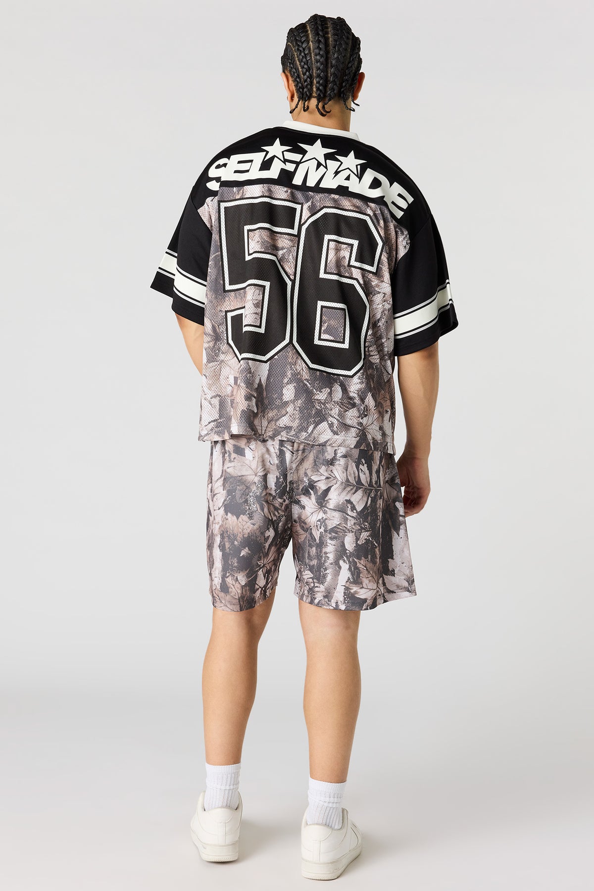 Alt View 3. Mesh Graphic Short - Camouflage