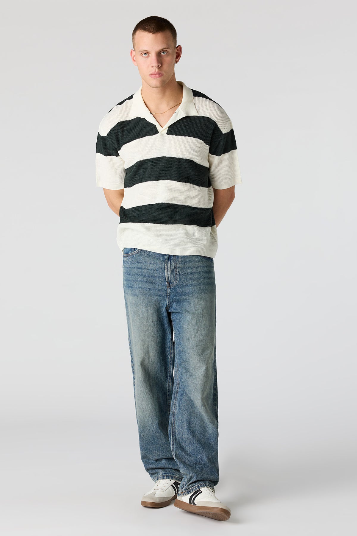 Alt View 3. Knit Collared Top - Hunter Green