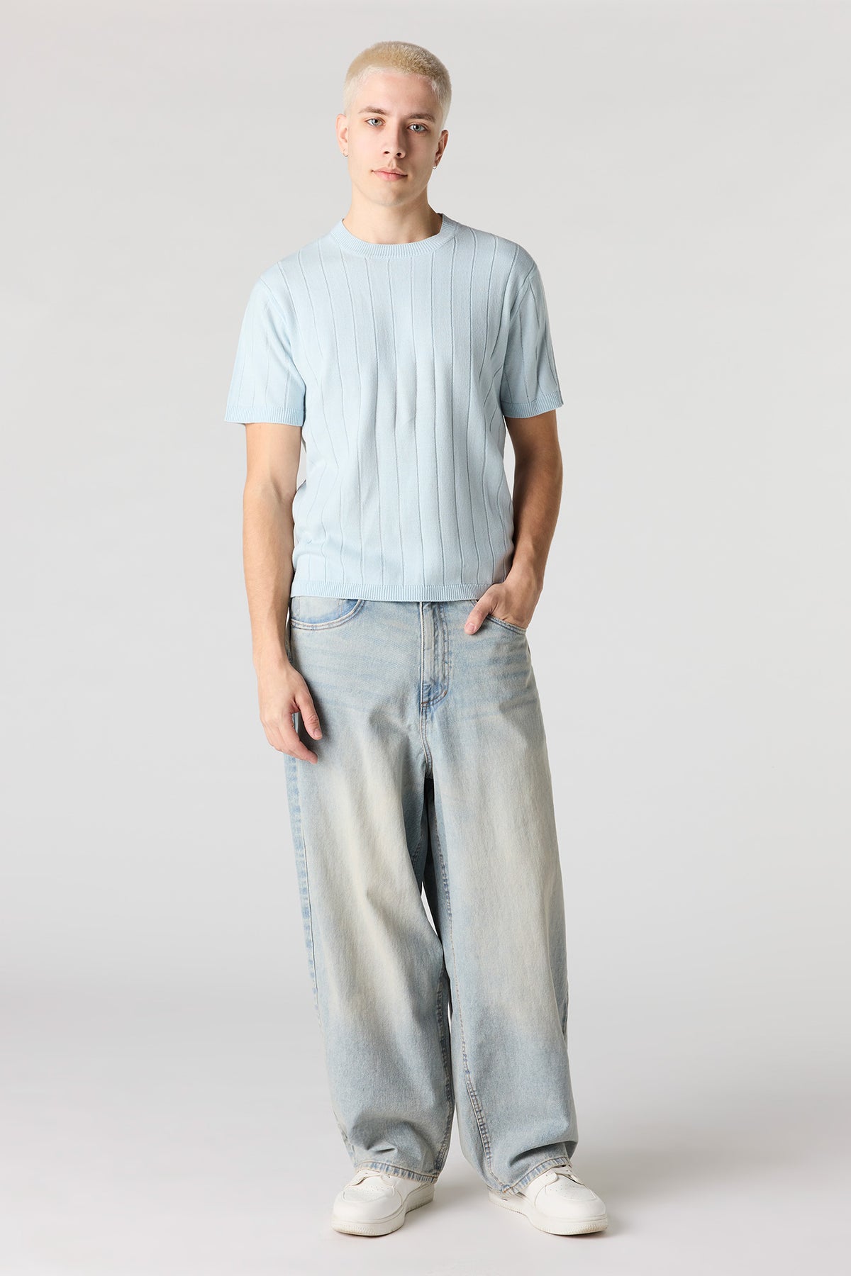 Alt View 3. Ribbed Knit T-Shirt - Light Blue