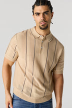 Polo en tricot texturé rayé
