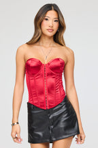 Corset en satin sans bretelles