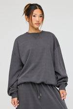Gris foncé